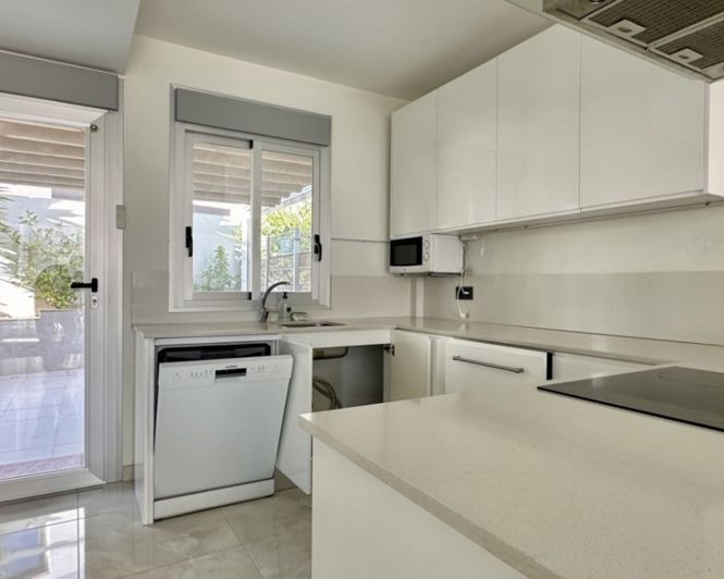 Image No.4-3 Bed Villa for sale