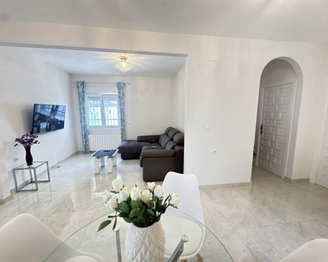 Image No.11-3 Bed Villa for sale