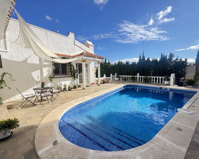 Image No.6-3 Bed Villa for sale