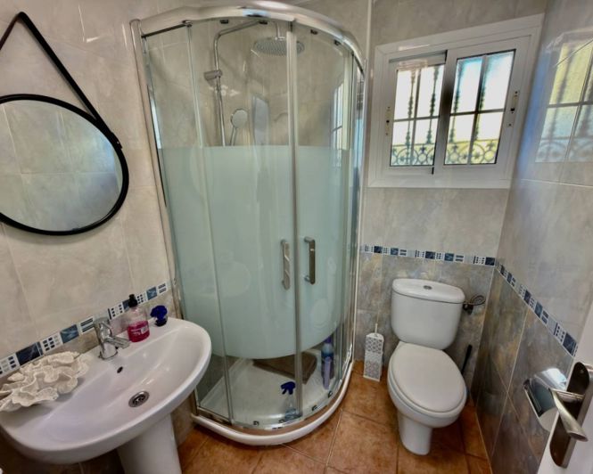 Image No.12-3 Bed Villa for sale