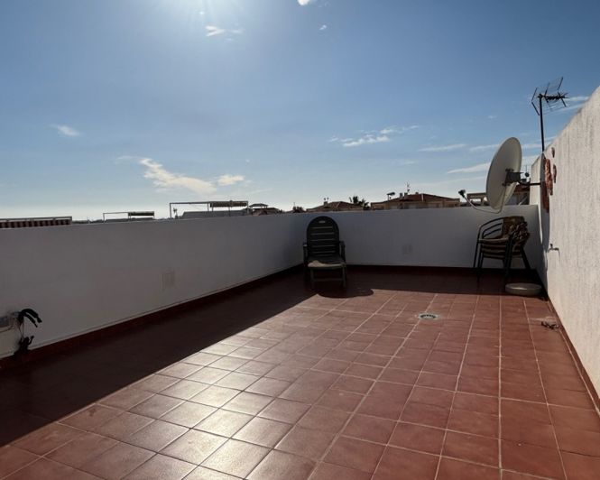 Image No.18-2 Bed Apartment for sale