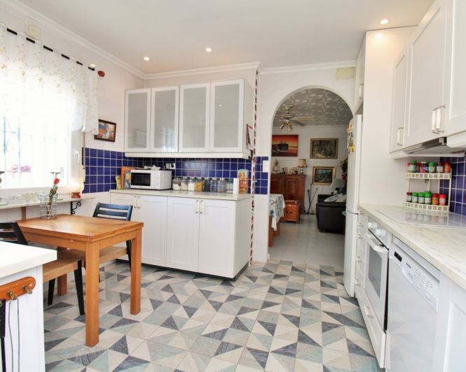 Image No.11-2 Bed Villa for sale