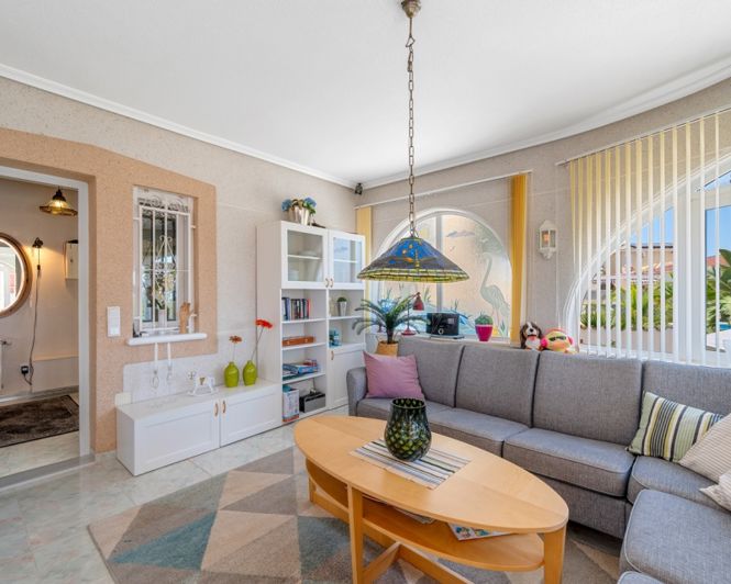 Image No.10-3 Bed Villa for sale