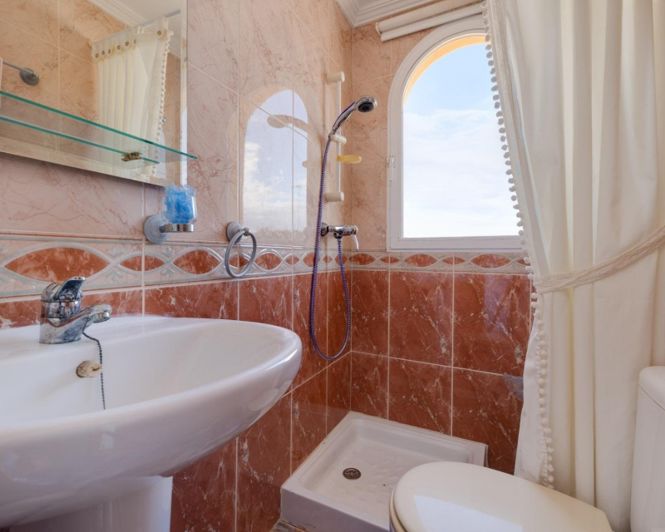 Image No.24-Villa de 4 chambres à vendre à Playa Flamenca