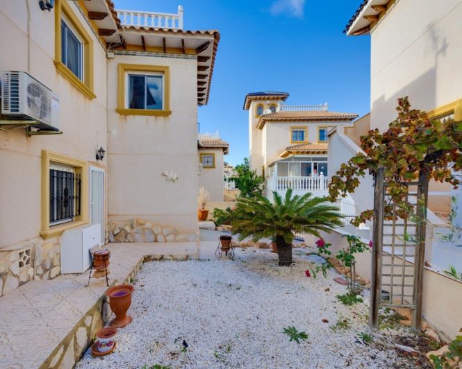 Image No.32-Villa de 4 chambres à vendre à Playa Flamenca