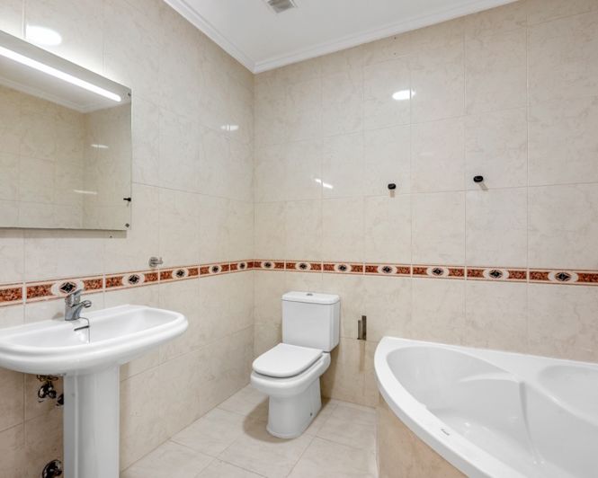 Image No.17-2 Bed Apartment for sale