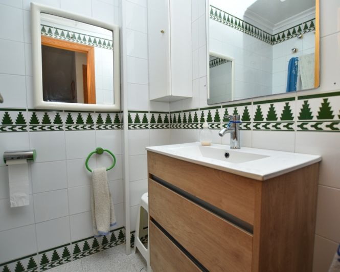 Image No.6-3 Bed Townhouse for sale