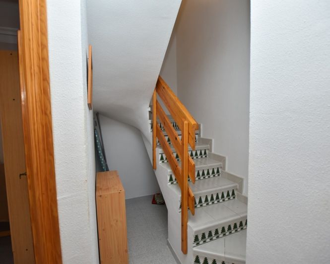 Image No.8-3 Bed Townhouse for sale