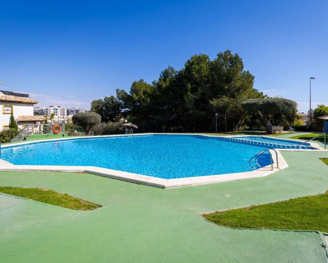 Image No.24-2 Bed Apartment for sale