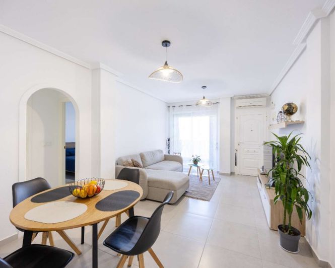 Image No.4-2 Bed Apartment for sale