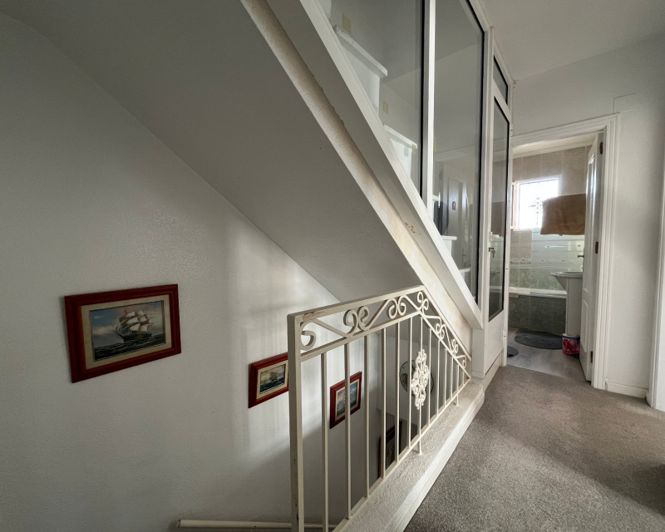 Image No.33-3 Bed Villa for sale