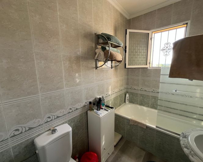 Image No.9-3 Bed Villa for sale