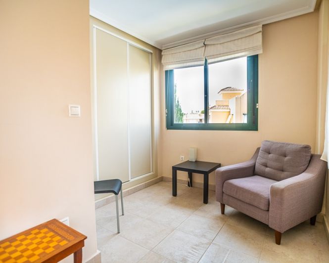 Image No.16-3 Bed Townhouse for sale