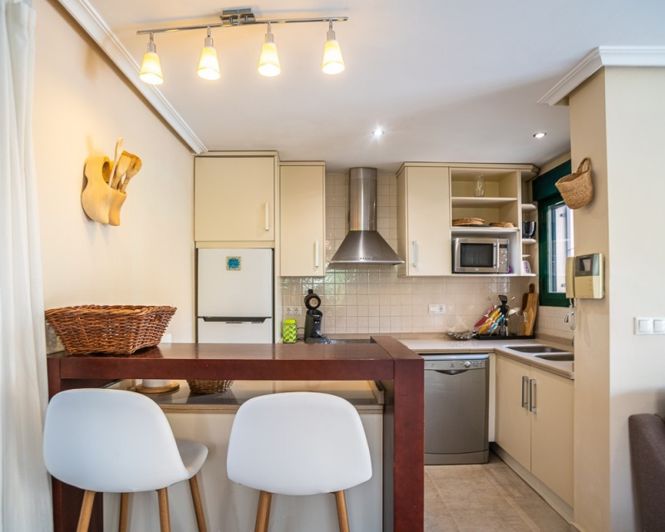 Image No.4-3 Bed Townhouse for sale