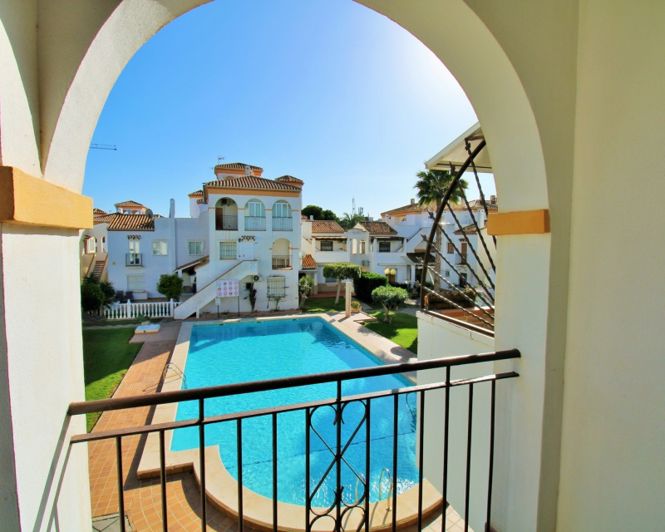 Image No.17-3 Bed Apartment for sale