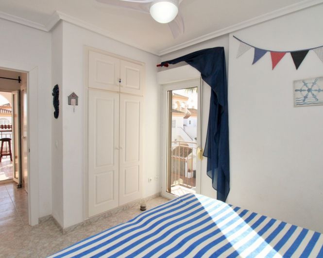 Image No.21-3 Bed Apartment for sale