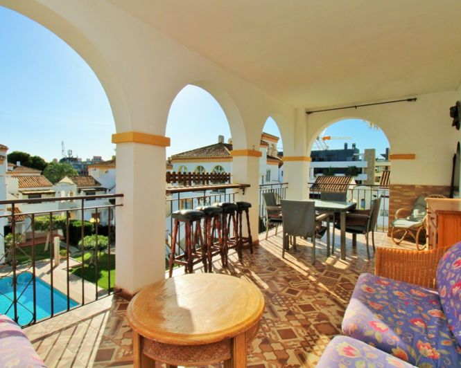 Image No.26-3 Bed Apartment for sale