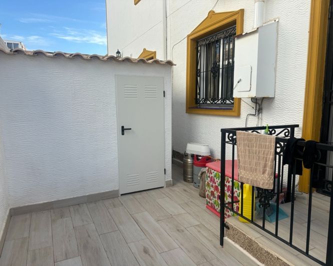 Image No.4-3 Bed Townhouse for sale