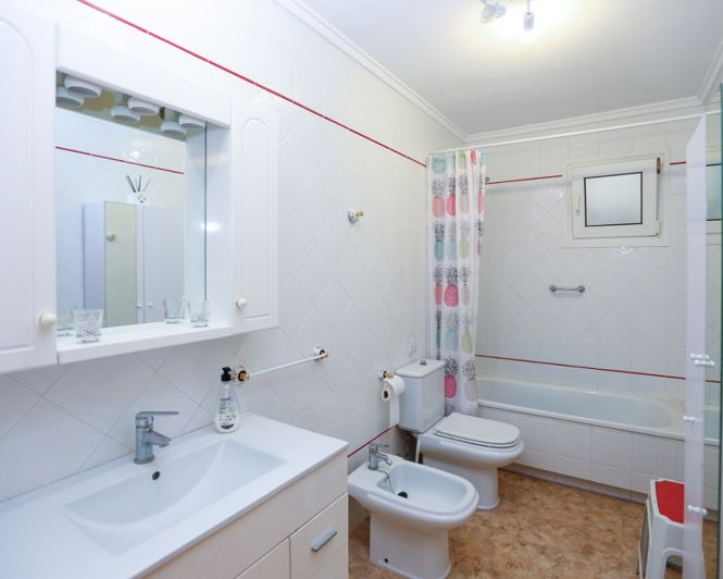 Image No.13-3 Bed Apartment for sale