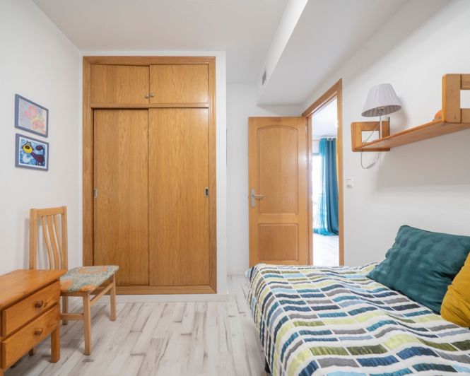 Image No.20-2 Bed Apartment for sale