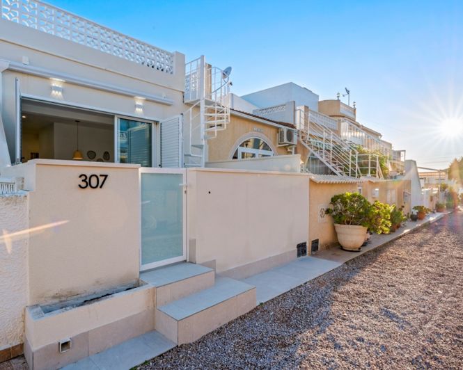 Image No.24-2 Bed Townhouse for sale