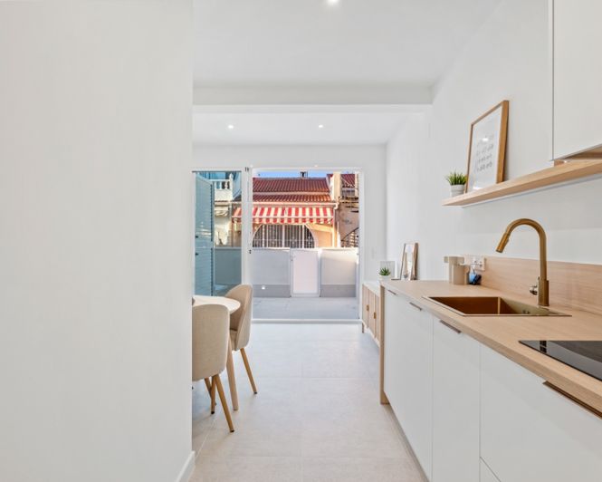 Image No.5-2 Bed Townhouse for sale