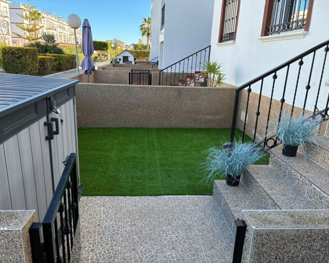 Image No.12-2 Bed Apartment for sale