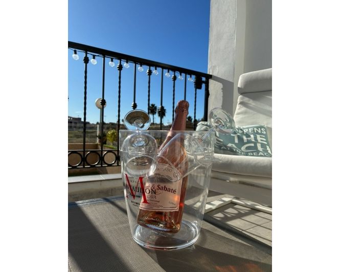 Image No.23-2 Bed Apartment for sale