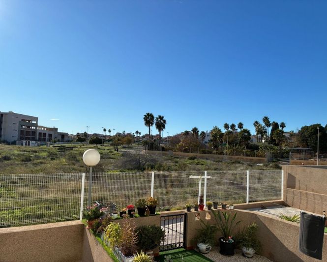 Image No.45-2 Bed Apartment for sale