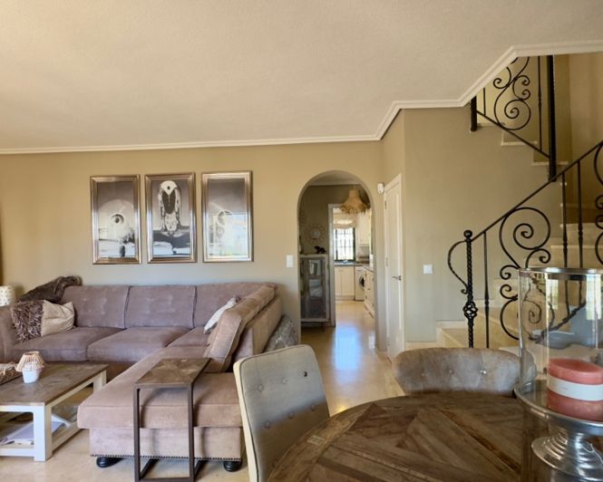 Image No.2-3 Bed Villa for sale