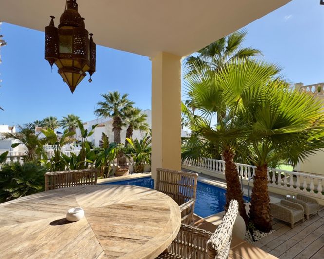 Image No.9-3 Bed Villa for sale