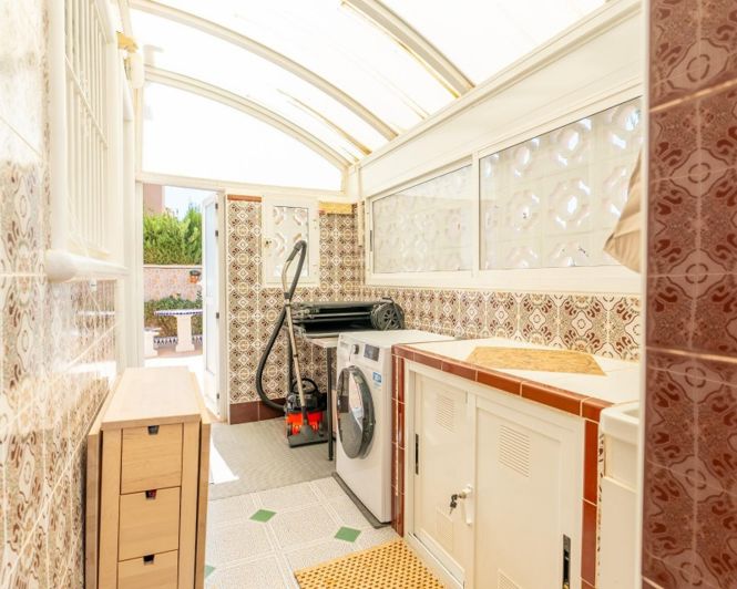 Image No.24-3 Bed Villa for sale