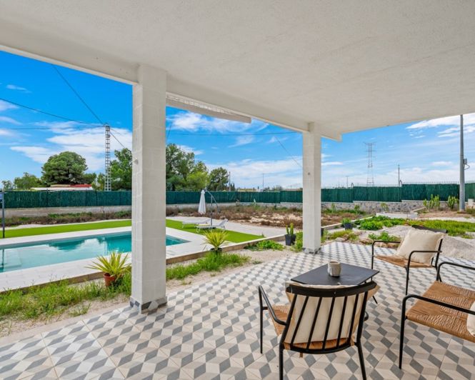 Image No.16-3 Bed Country Property for sale