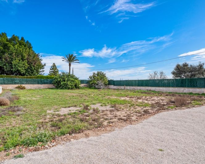 Image No.37-3 Bed Country Property for sale