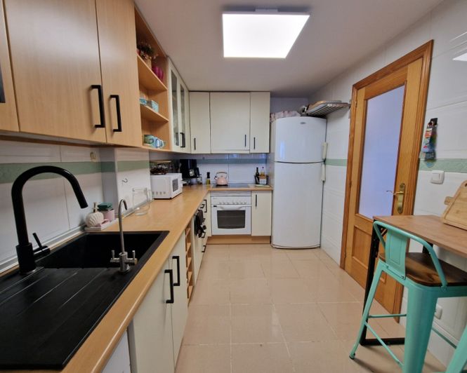 Image No.17-3 Bed Apartment for sale