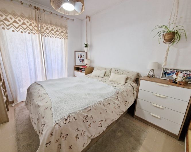 Image No.18-3 Bed Apartment for sale