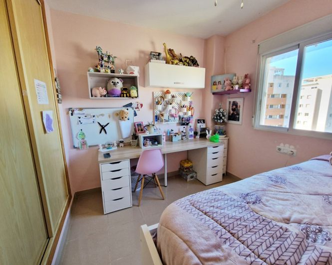 Image No.24-3 Bed Apartment for sale