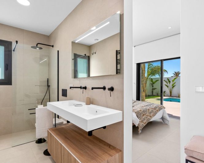 Image No.11-3 Bed Villa for sale