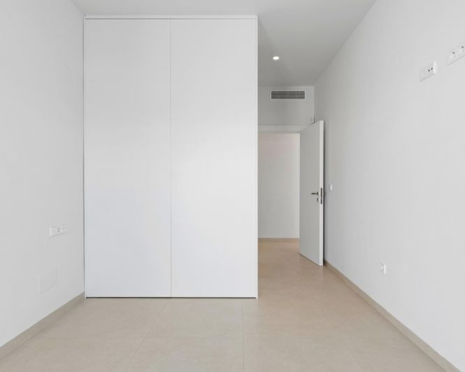 Image No.42-3 Bed Villa for sale