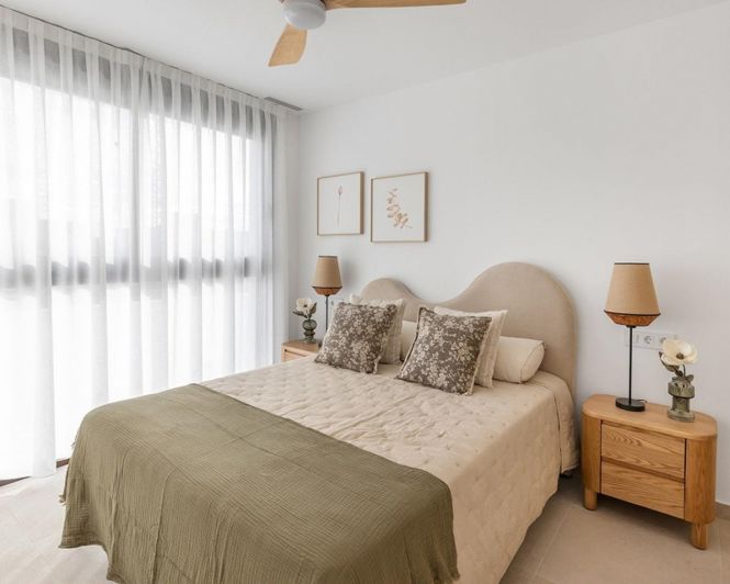 Image No.37-2 Bed Apartment for sale