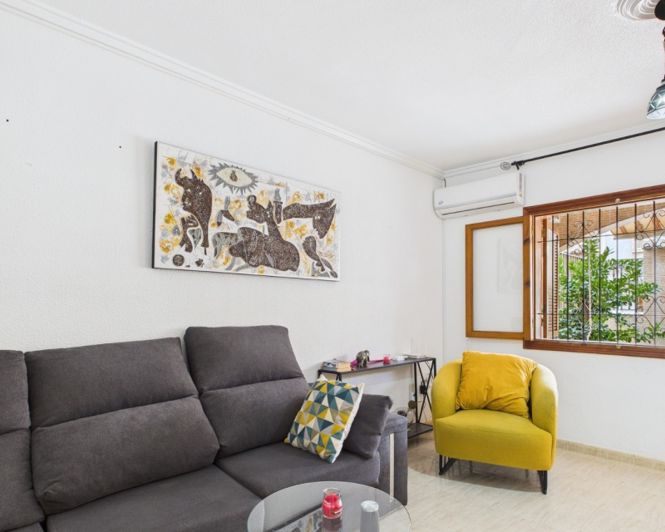Image No.10-3 Bed Townhouse for sale
