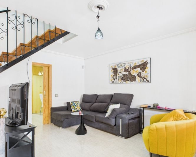 Image No.2-3 Bed Townhouse for sale