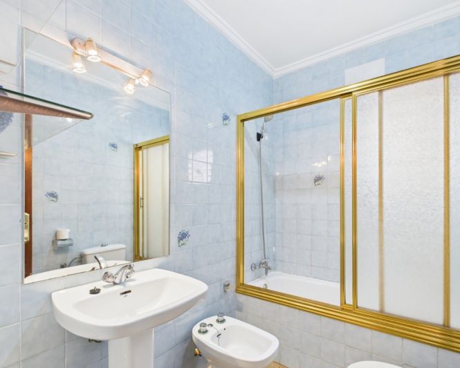 Image No.27-3 Bed Townhouse for sale