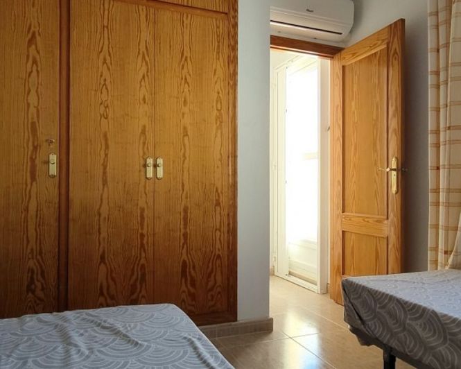 Image No.22-3 Bed Townhouse for sale