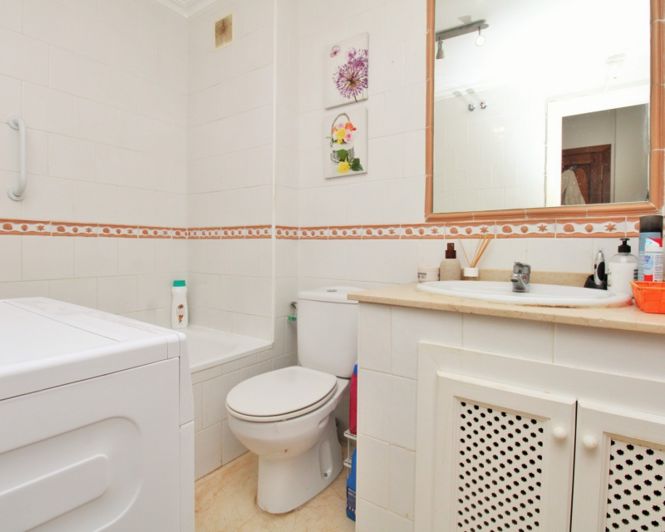 Image No.15-2 Bed Apartment for sale