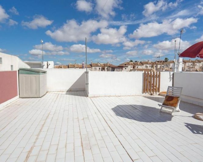 Image No.10-Appartement de 2 chambres à vendre à Los Altos