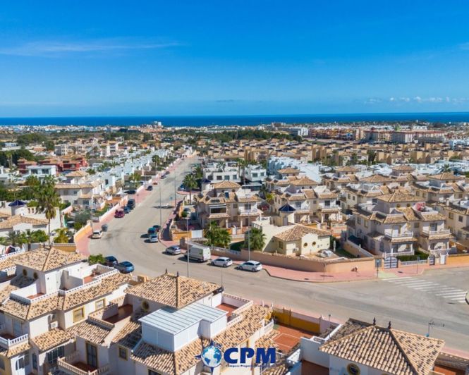 Image No.33-Villa de 2 chambres à vendre à Cabo Roig