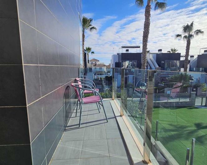 Image No.11-Maison de ville de 3 chambres à vendre à Cabo Roig