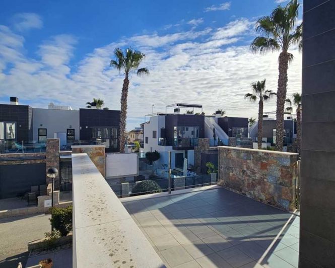 Image No.12-Maison de ville de 3 chambres à vendre à Cabo Roig