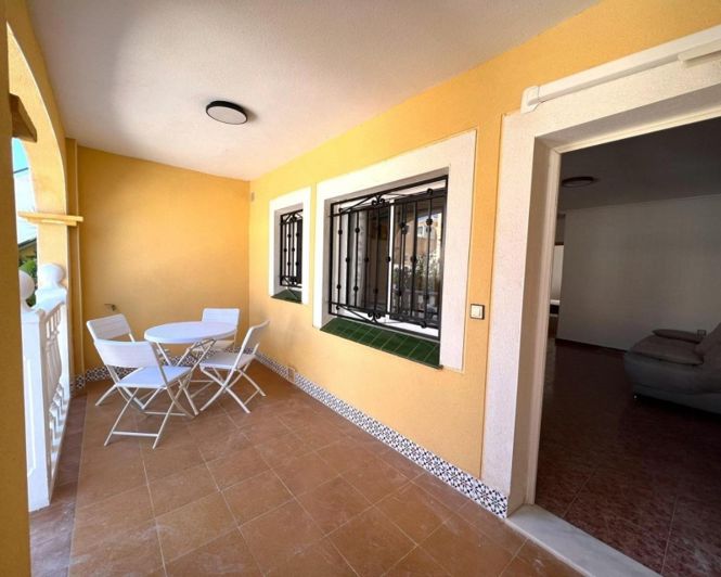 Image No.12-Appartement de 2 chambres à vendre à Los Altos